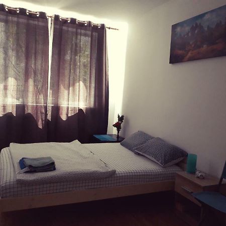 Iasi City Break Rooms Exterior photo
